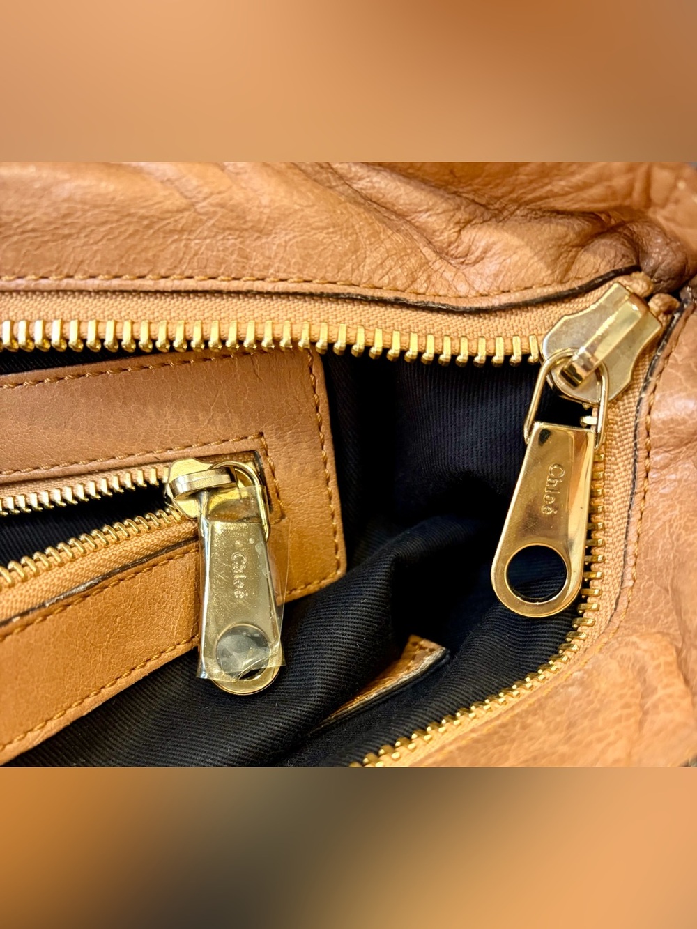 EUC!! CHLOÉ ETHEL Tan
Leather Satchel/Crossbody with Gold Hardware (Vintage) - Picture 16 of 16